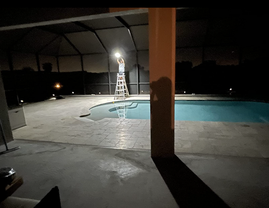 Swimming pool
